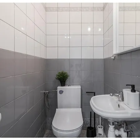 Homestay Jupiter - 15 Min To Old Town
